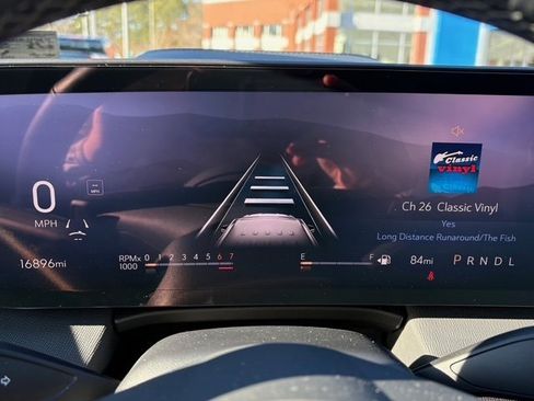 Used 2025 Buick Enclave Preferred image 5