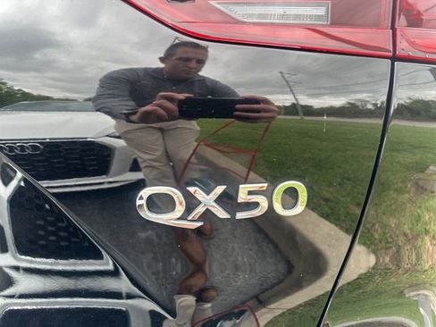 Used 2019 INFINITI QX50 Luxe AWD/4WD image 6