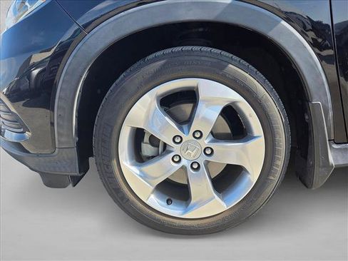 Used 2022 Honda HR-V LX image 18