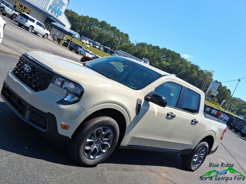 New 2025 Ford Maverick XLT w/ XLT Luxury Package image 23