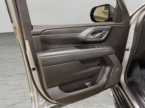 Used 2024 GMC Yukon AT4 w/ Technology Package AWD/4WD image 69