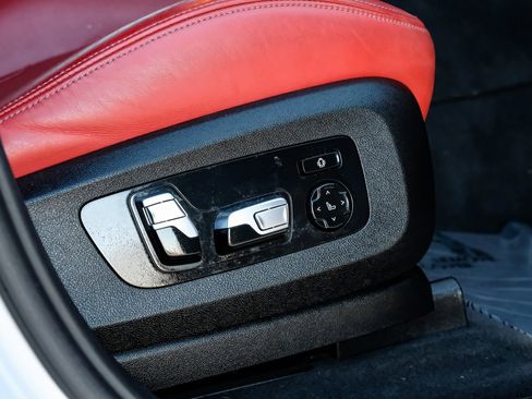 Used 2021 BMW X6 M w/ Competition Package image 41