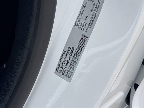 New 2026 Chrysler Voyager LX image 32