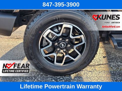 Used 2025 Ford Bronco Outer Banks image 10