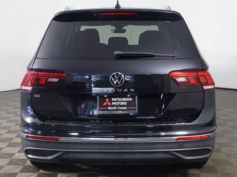 Used 2023 Volkswagen Tiguan SE FWD image 12