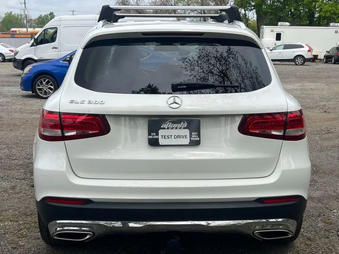 Used 2018 Mercedes-Benz GLC 300 image 4