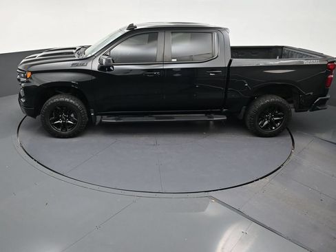 Used 2023 Chevrolet Silverado 1500 LT Trail Boss w/ LT Trail Boss Premium Package AWD/4WD image 14