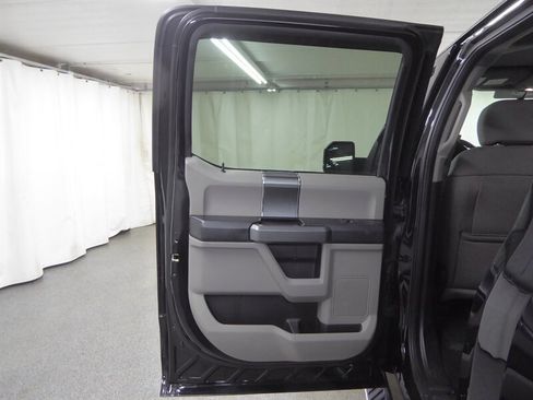 Used 2017 Ford F150 XLT w/ Equipment Group 302A Luxury image 25