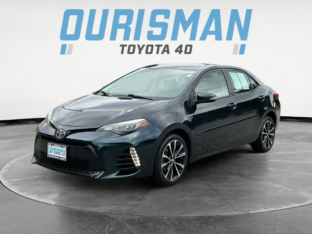 Used 2018 Toyota Corolla SE w/ SE Premium Package FWD image 3