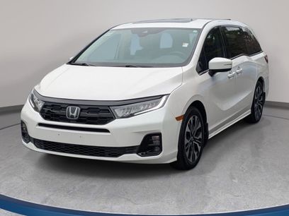 Used 2025 Honda Odyssey Elite