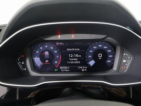 Used 2021 Audi Q3 2.0T Premium image 32