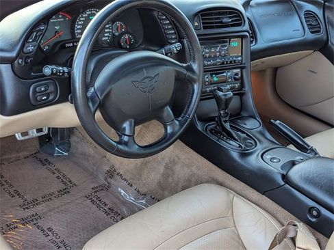 Used 2004 Chevrolet Corvette Convertible w/ Preferred Equipment Group image 16