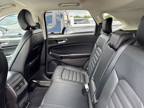 Used 2017 Ford Edge SEL w/ Equipment Group 201A AWD/4WD image 7