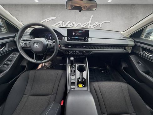 Used 2025 Honda Accord SE image 20