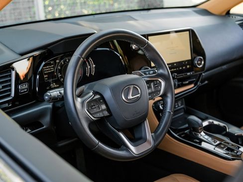 Used 2023 Lexus NX 250 FWD w/ Premium Package image 14