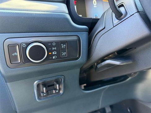 New 2025 Ford Maverick XLT w/ XLT Luxury Package image 22