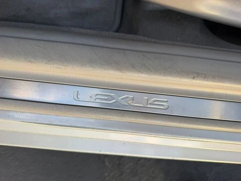 Used 2003 Lexus ES 330 w/ Premium Pkg FWD image 30