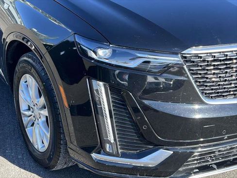Used 2024 Cadillac XT6 Luxury image 9