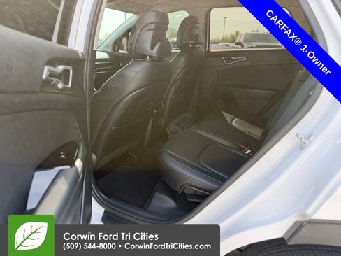 Used 2024 Kia Sportage EX image 7