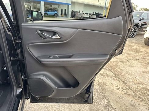 Used 2025 Chevrolet Blazer RS image 28