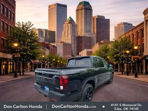 New 2026 Honda Ridgeline Black Edition image 4