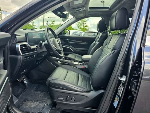 Used 2025 Kia Telluride SX Prestige AWD/4WD image 19