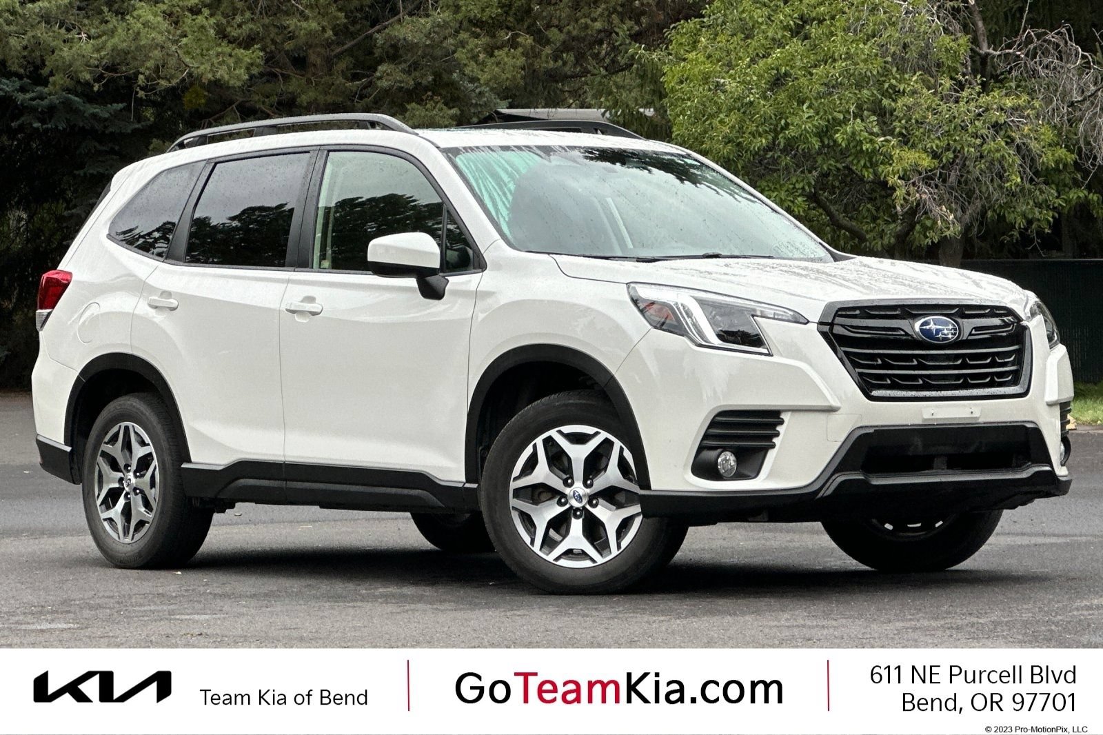 Used 2023 Subaru Forester Premium AWD/4WD image 1