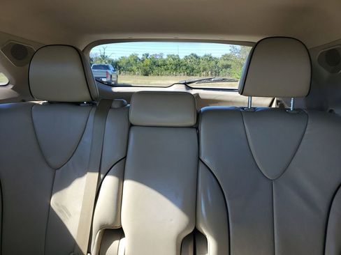 Used 2014 Toyota Venza XLE image 13