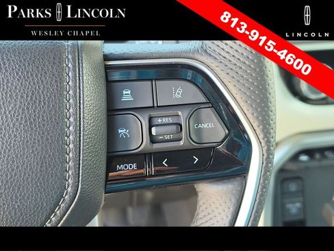 Used 2025 Toyota Tundra Capstone AWD/4WD image 30