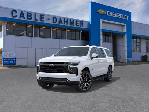 New 2026 Chevrolet Suburban RST w/ RST Capability Package AWD/4WD image 38