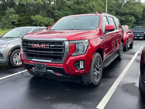 Used 2023 GMC Yukon XL AT4 w/ LPO, Floor Liner Package AWD/4WD image 2