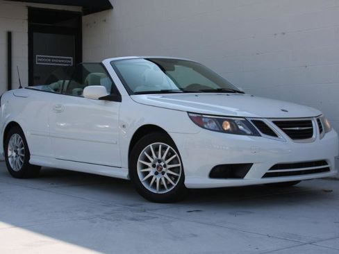 Used 2009 Saab 9-3 2.0T image 4