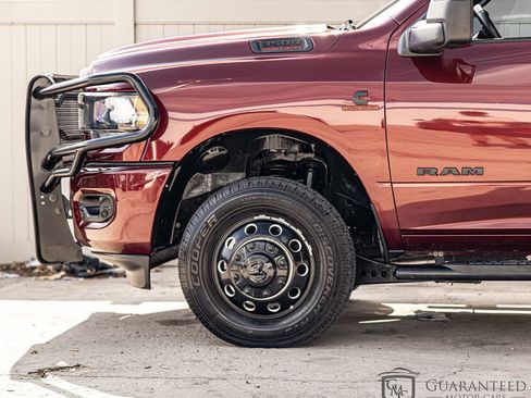 Used 2024 RAM 3500 Big Horn w/ Night Edition AWD/4WD image 5