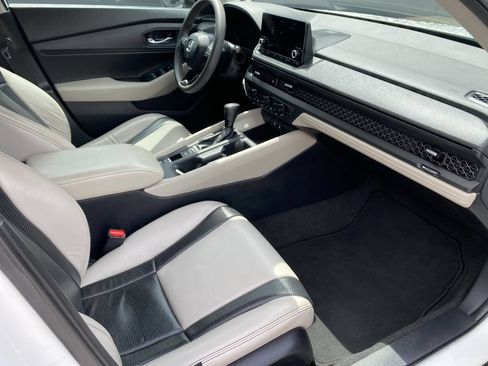 Used 2023 Honda Accord EX image 24