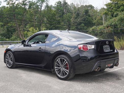 Used 2013 Scion FR-S RWD image 4