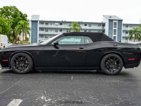 Used 2023 Dodge Challenger SRT Hellcat RWD image 22