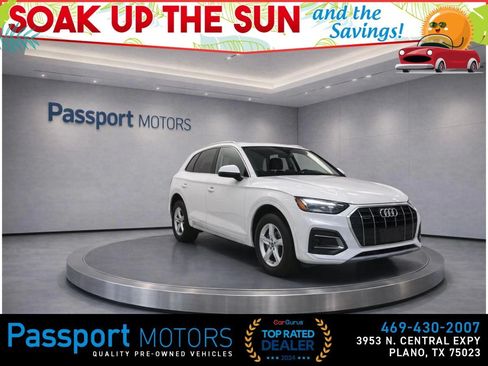 Used 2023 Audi Q5 2.0T Premium w/ Convenience Package AWD/4WD image 3