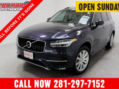 Used 2016 Volvo XC90 T6 Momentum w/ Momentum Plus Package