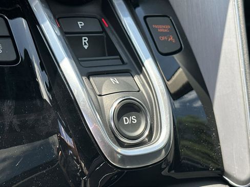 New 2025 Acura TLX w/ Technology Package image 18