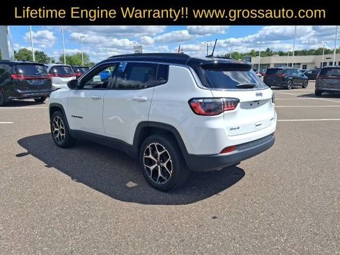 Used 2025 Jeep Compass Limited AWD/4WD image 6