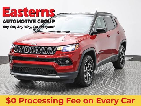 Used 2025 Jeep Compass Limited AWD/4WD image 1