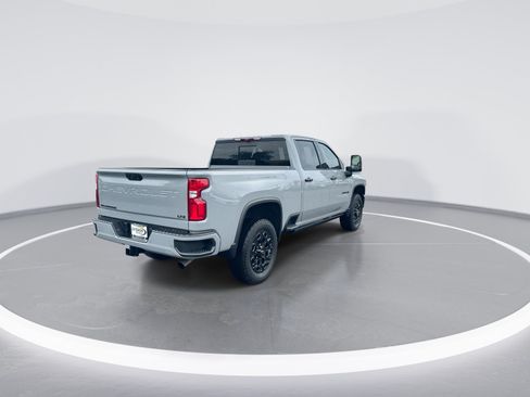 Used 2024 Chevrolet Silverado 2500 LTZ w/ LTZ Plus Package AWD/4WD image 9