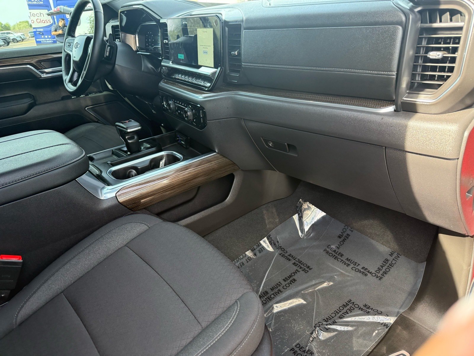 Used 2024 Chevrolet Silverado 1500 LT Trail Boss AWD/4WD image 29
