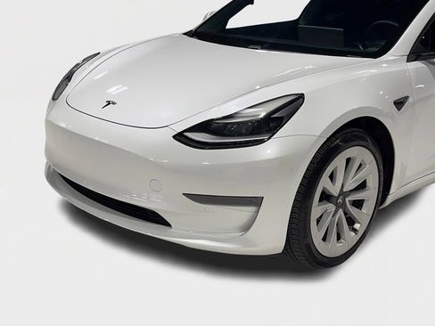 Used 2021 Tesla Model 3 Standard Range Plus image 7