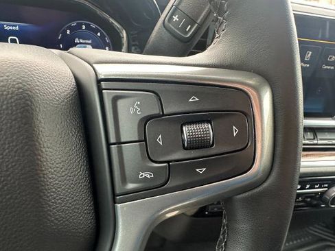 Used 2023 Chevrolet Silverado 1500 LT w/ Z71 Off-Road Package image 28