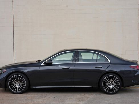 Used 2025 Mercedes-Benz E 350 4MATIC Sedan w/ Multicontour Seating Package image 58