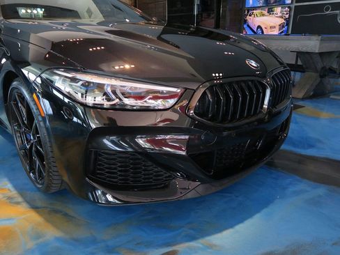 Used 2022 BMW M850i xDrive Convertible image 41