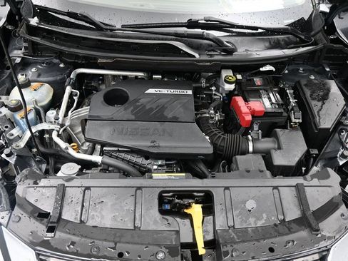Used 2023 Nissan Rogue SV image 21