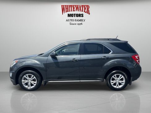 Used 2017 Chevrolet Equinox LT w/ Convenience Package FWD image 2