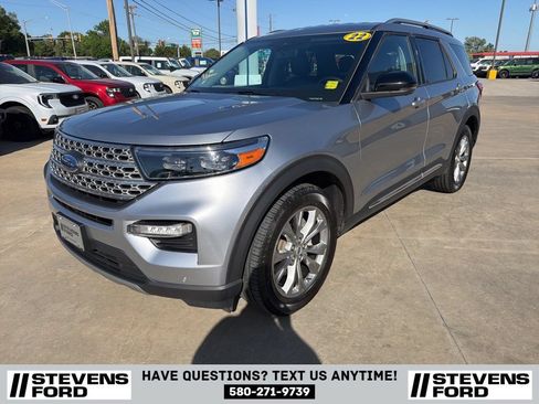 Used 2022 Ford Explorer Limited w/ Equipment Group 301A AWD/4WD image 5